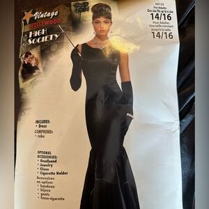 Women’s Audrey Hepburn Halloween Costume